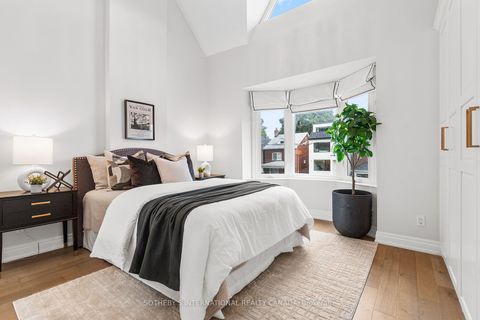 Photo 4 at 251 Bowood Avenue, Lawrence Park North, Toronto