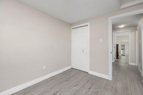 Photo 25 at 36 Brougham Drive, East Woodbridge, Vaughan