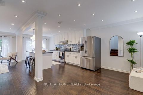 Photo 13 at 742 Beman Drive, Leslie Valley, Newmarket