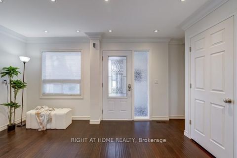 Photo 14 at 742 Beman Drive, Leslie Valley, Newmarket