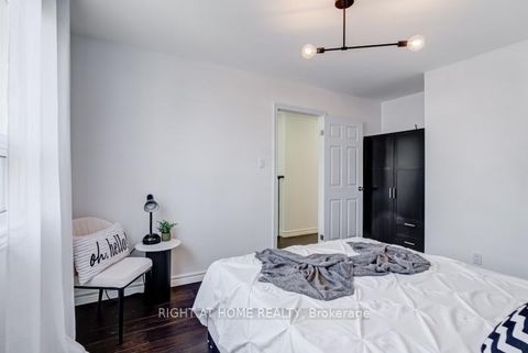 Photo 24 at 742 Beman Drive, Leslie Valley, Newmarket