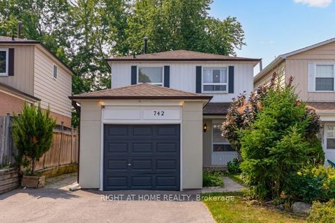 Photo 43 at 742 Beman Drive, Leslie Valley, Newmarket