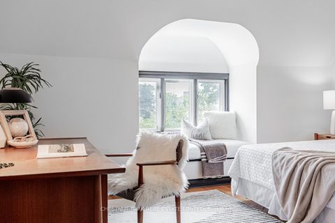 Photo 17 at 244 Cottingham Street, Casa Loma, Toronto