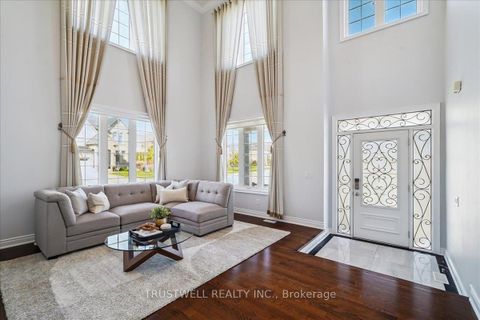 Photo 4 at 1 Mccombe Lane, Patterson, Vaughan