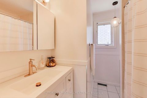 Photo 23 at 2 Chelway Road, Woburn, Toronto