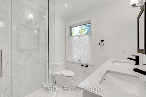Photo 14 at 101 Clifton Road, Moore Park, Toronto