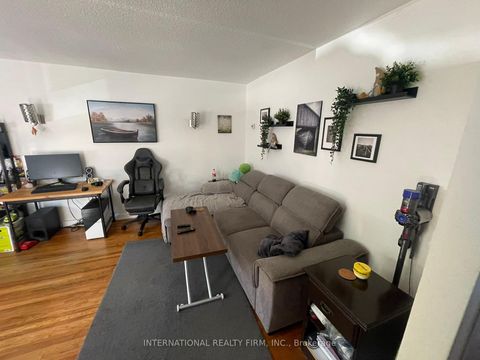 Photo 2 at 57 Edinborough Court, Smythe, Toronto