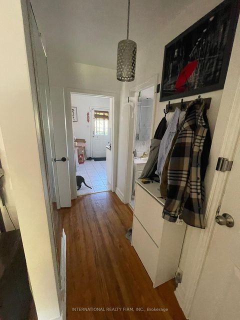Photo 9 at 57 Edinborough Court, Smythe, Toronto