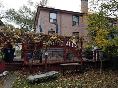 Photo 10 at 57 Edinborough Court, Smythe, Toronto Photo 10 at 57 Edinborough Court, Smythe, Toronto