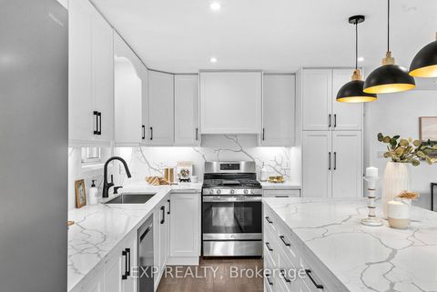 Photo 11 at 5 Midcroft Drive, Malvern West, Toronto