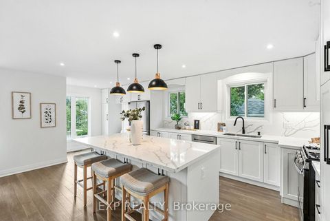 Photo 12 at 5 Midcroft Drive, Malvern West, Toronto