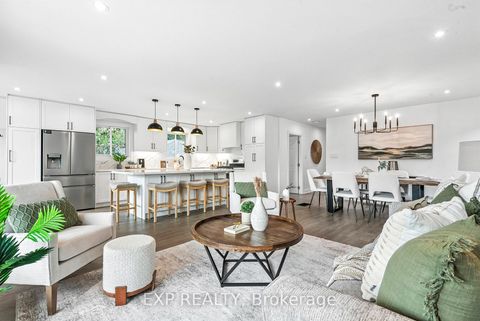 Photo 14 at 5 Midcroft Drive, Malvern West, Toronto