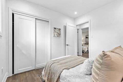 Photo 24 at 5 Midcroft Drive, Malvern West, Toronto