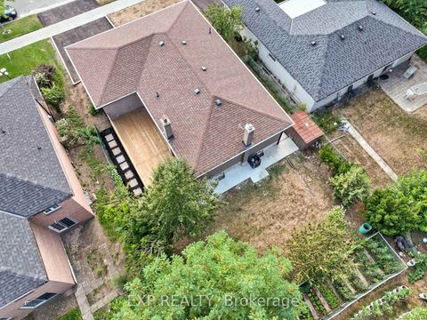 Photo 45 at 5 Midcroft Drive, Malvern West, Toronto