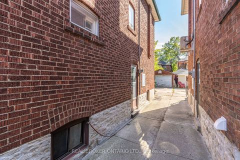 Photo 20 at 19 Lessard Avenue, Lambton Baby Point, Toronto Photo 20 at 19 Lessard Avenue, Lambton Baby Point, Toronto