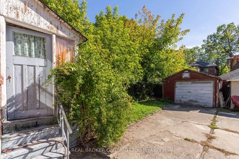 Photo 21 at 19 Lessard Avenue, Lambton Baby Point, Toronto Photo 21 at 19 Lessard Avenue, Lambton Baby Point, Toronto
