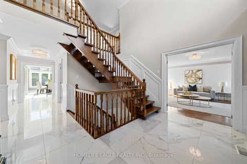 Photo 11 at 31 Modesto Gardens, Islington Woods, Vaughan