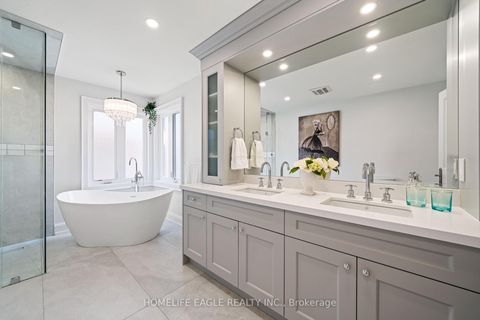 Photo 14 at 31 Modesto Gardens, Islington Woods, Vaughan