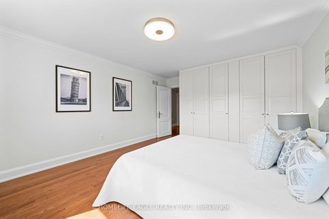 Photo 19 at 31 Modesto Gardens, Islington Woods, Vaughan