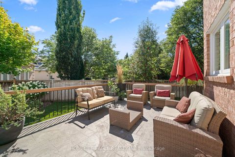 Photo 30 at 31 Modesto Gardens, Islington Woods, Vaughan