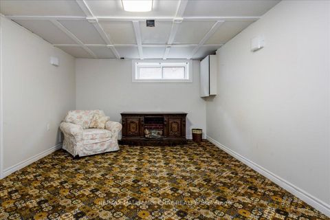 Photo 25 at 56 Marshall Street, Allandale Centre, Barrie