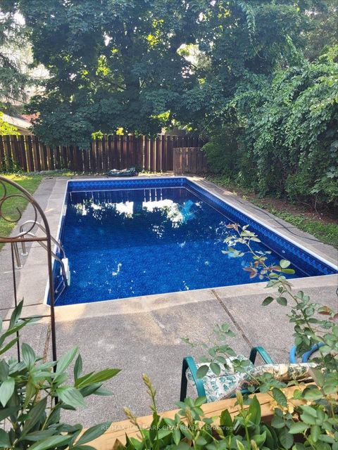 Photo 31 at 56 Marshall Street, Allandale Centre, Barrie