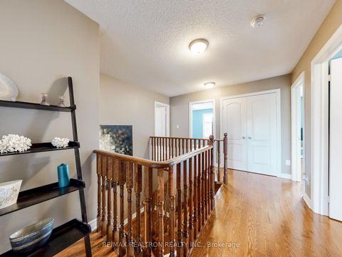 Photo 25 at 44 Rivermill Crescent, Patterson, Vaughan