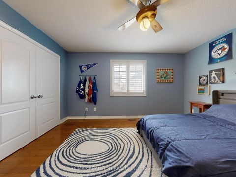 Photo 34 at 44 Rivermill Crescent, Patterson, Vaughan