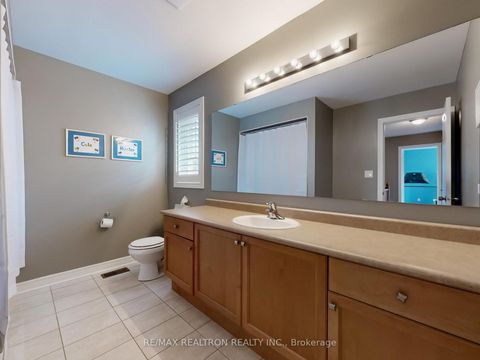 Photo 41 at 44 Rivermill Crescent, Patterson, Vaughan