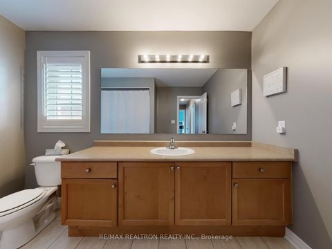 Photo 42 at 44 Rivermill Crescent, Patterson, Vaughan