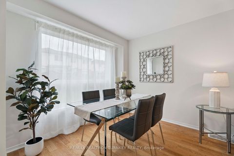 Photo 12 at 83 Pickett Crescent, Painswick North, Barrie