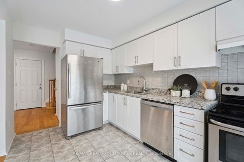 Photo 16 at 83 Pickett Crescent, Painswick North, Barrie