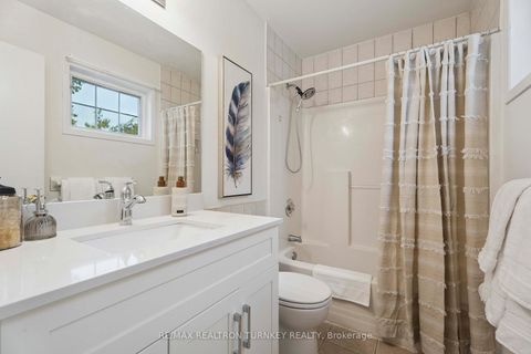 Photo 31 at 83 Pickett Crescent, Painswick North, Barrie