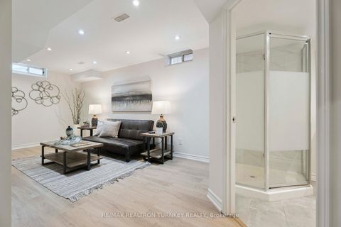 Photo 33 at 83 Pickett Crescent, Painswick North, Barrie