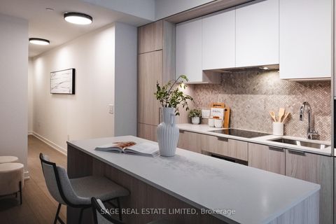 Photo 3 at 204 - 123 Portland Street, Waterfront Communities C1, Toronto