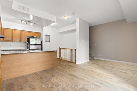 Photo 8 at 205 - 205 Wellesley Street E, South St. James Town, Toronto