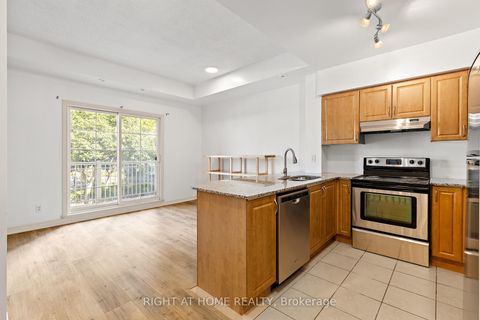 Photo 9 at 205 - 205 Wellesley Street E, South St. James Town, Toronto