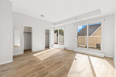 Photo 33 at 205 - 205 Wellesley Street E, South St. James Town, Toronto