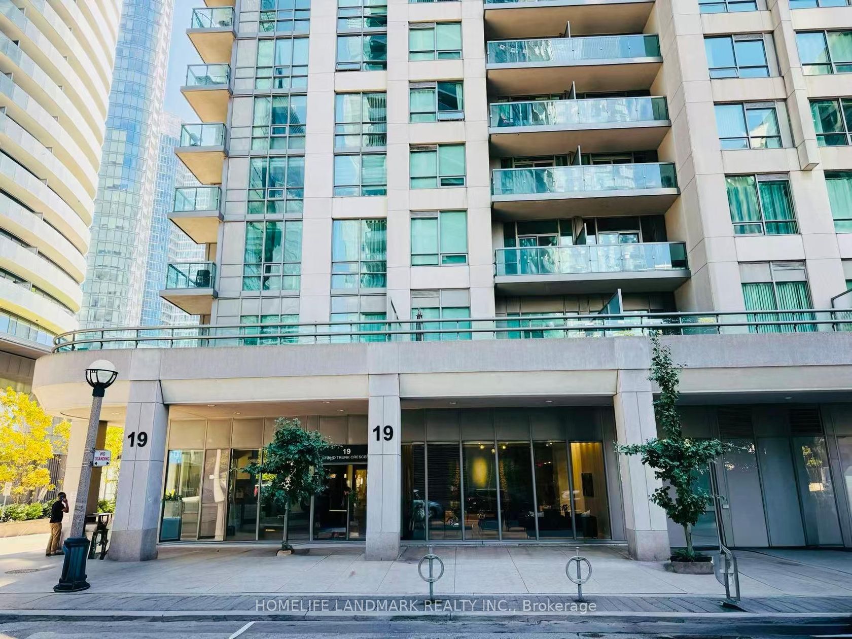 2605 - 19 Grand Trunk Crescent, Waterfront Communities C1, Toronto  by Loree Meneguzzi Real Estate 2605 - 19 Grand Trunk Crescent, Waterfront Communities C1, Toronto