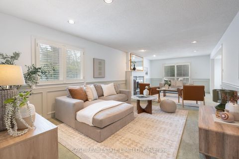 Photo 31 at 172 Burnhamthorpe Road, City Centre West, Toronto