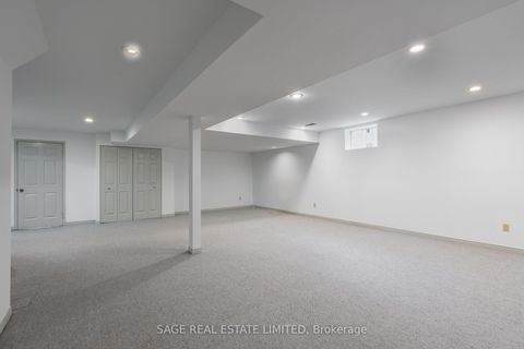 Photo 46 at 172 Burnhamthorpe Road, City Centre West, Toronto