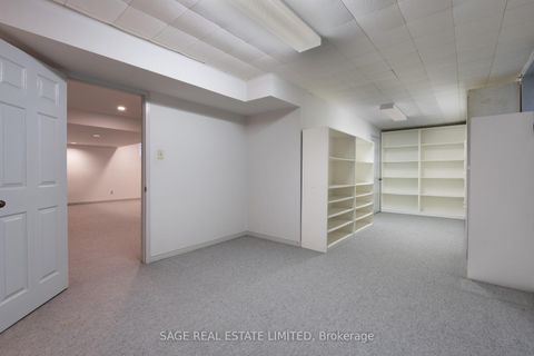 Photo 48 at 172 Burnhamthorpe Road, City Centre West, Toronto