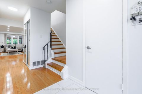 Photo 4 at 84 Lowry Square, Malvern, Toronto