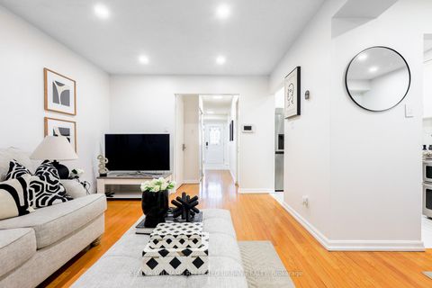 Photo 7 at 84 Lowry Square, Malvern, Toronto