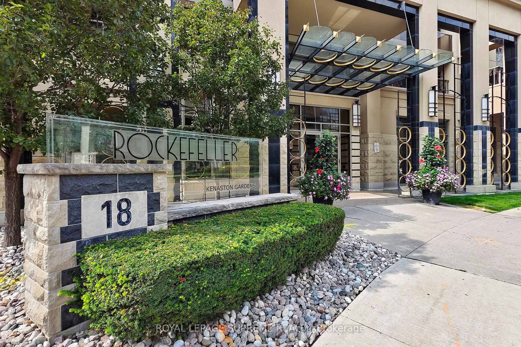 615 - 18 Kenaston Gardens, Bayview Village, Toronto photo number 2