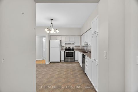 Photo 3 at 115 - 2500 Rutherford Road, Maple, Vaughan