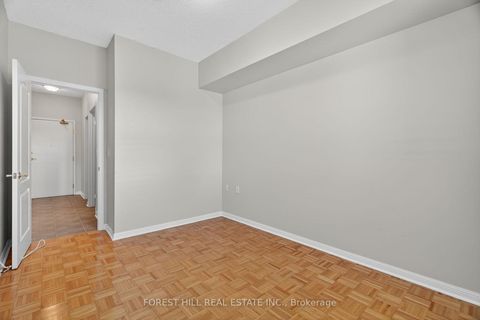 Photo 23 at 115 - 2500 Rutherford Road, Maple, Vaughan