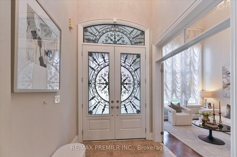 Photo 3 at 64 Heintzman Crescent, Patterson, Vaughan