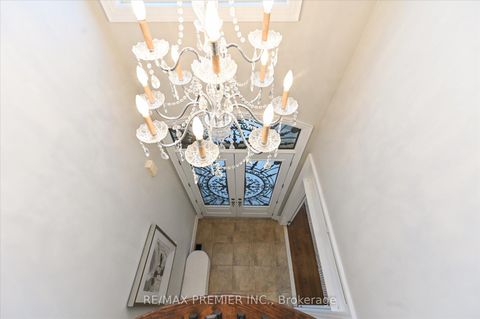 Photo 25 at 64 Heintzman Crescent, Patterson, Vaughan