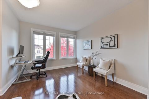 Photo 33 at 64 Heintzman Crescent, Patterson, Vaughan